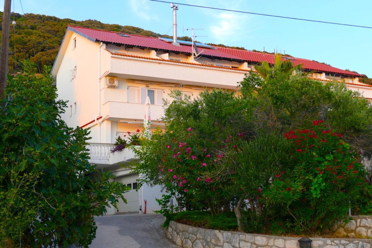 B&B Garni Stefi! Supetarska Draga Exterior foto